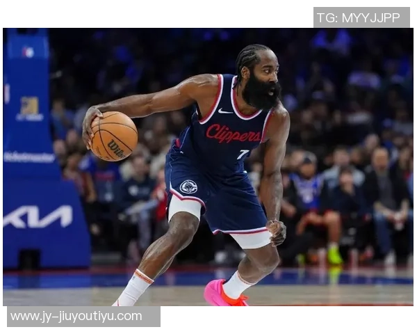 哈登谈绝平失误感慨瞬间决策重要性渴望连续三分追平比分