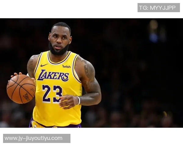 卢卡本季使用率高居联盟首位里夫斯紧随其后成为第二使用率球员