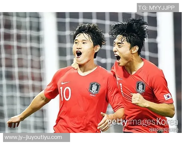 2025赛季K1联赛颁奖盛典李东炅荣获最佳球员波耶特获最佳教练殊荣